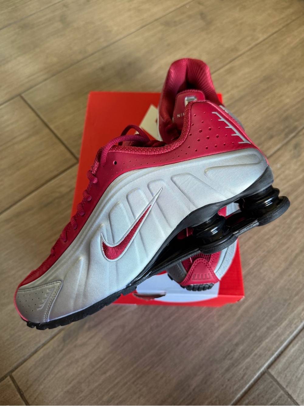 Nike Shox R4 - Picture 5 of 7